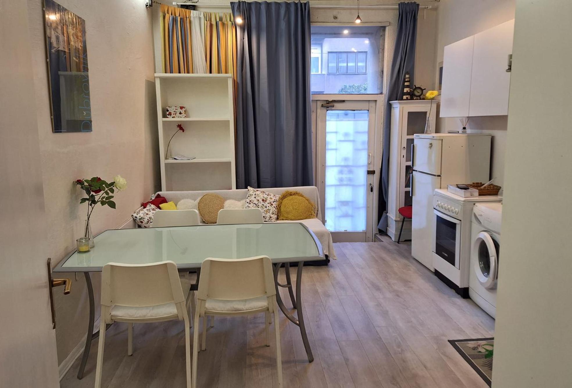 Apartment Youth Vita Zagreb Exterior photo
